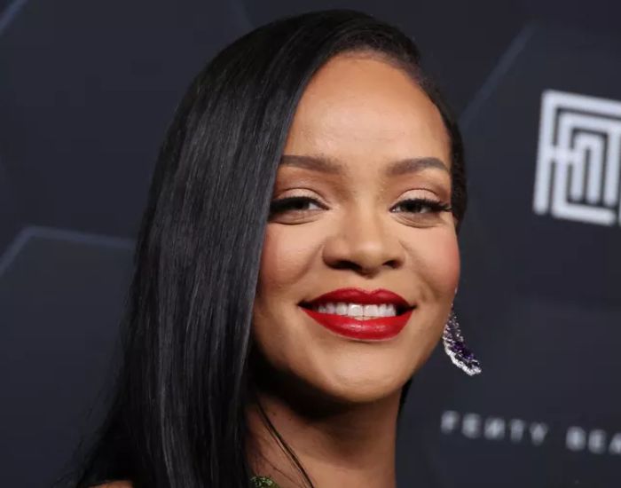  Rihanna fará show no Super Bowl 2023