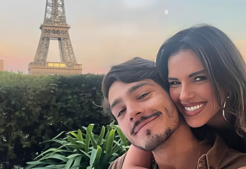  Mariana Rios assume namoro com milionário